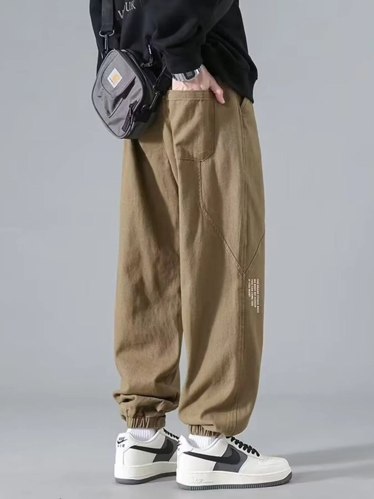 AURBYO men's Relaxed Joggers in Khaki