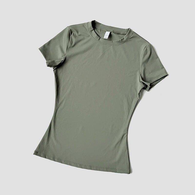 AURBYO women's Contour Training Tee in Light Green