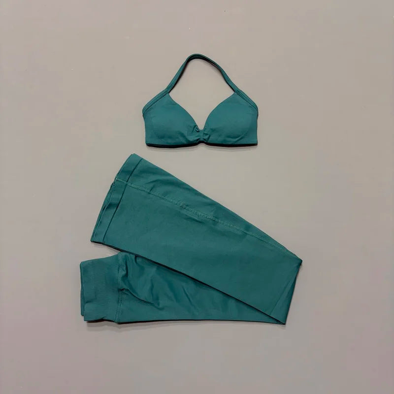 AURBYO women's Seamless Flare Set in Pine Green