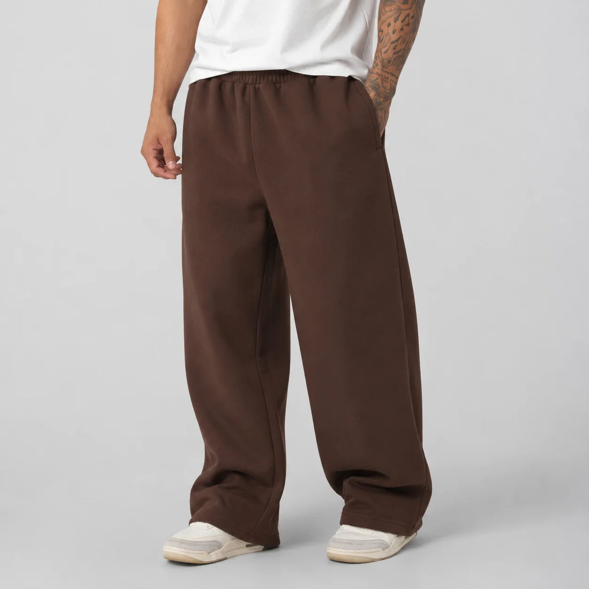 AURBYO men's Wide-Leg Sweatpants in Brown