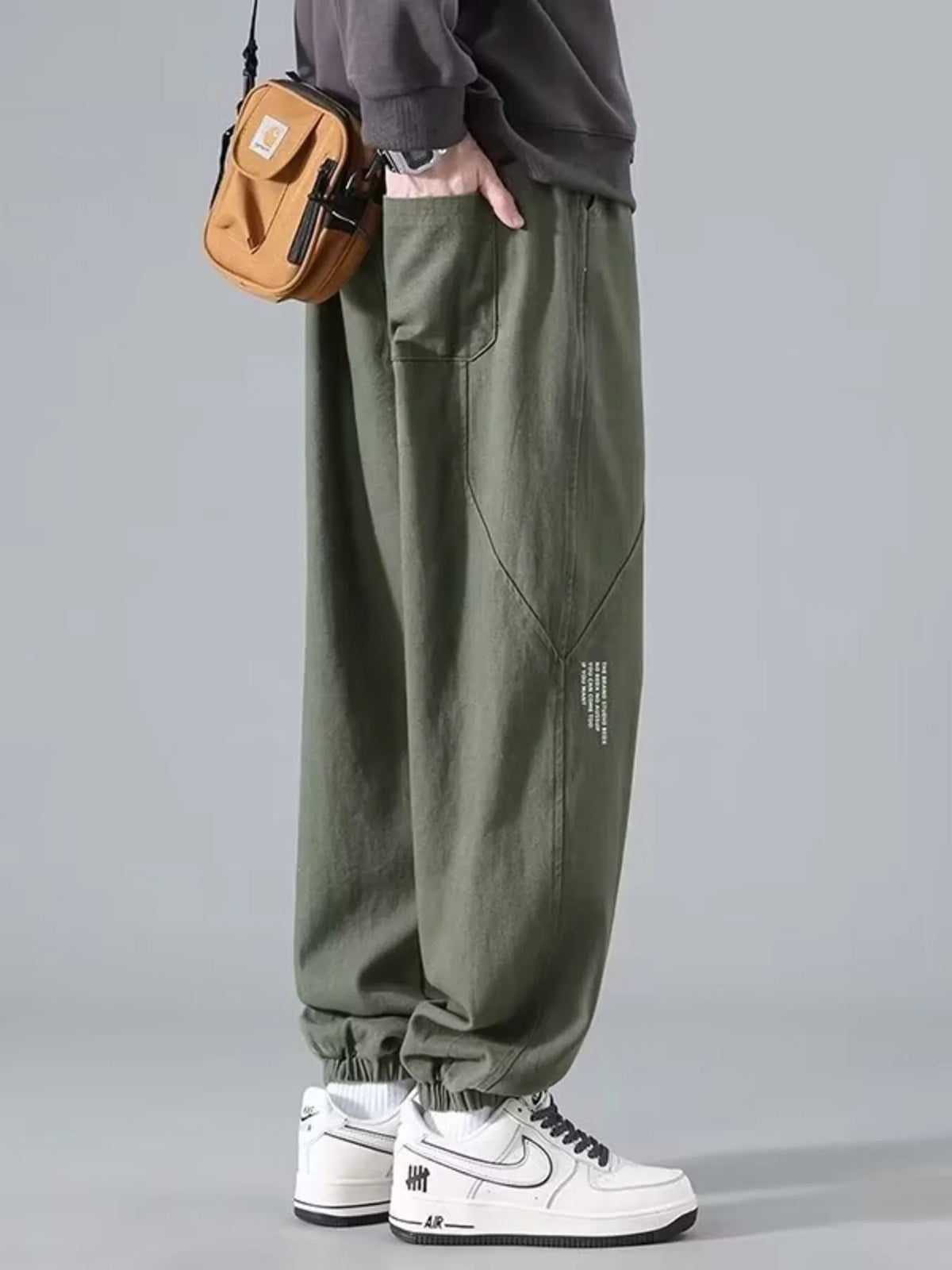 AURBYO men's Relaxed Joggers in Green